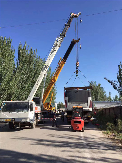 锦州市吊车使用时液压系统运行原理