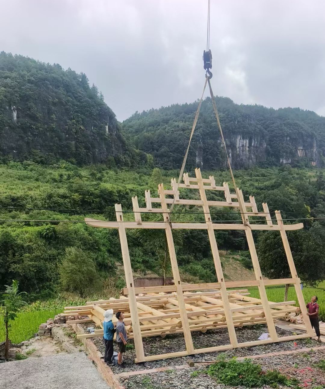 锦州市汽车吊出租公司怎么保证发动机散热问题